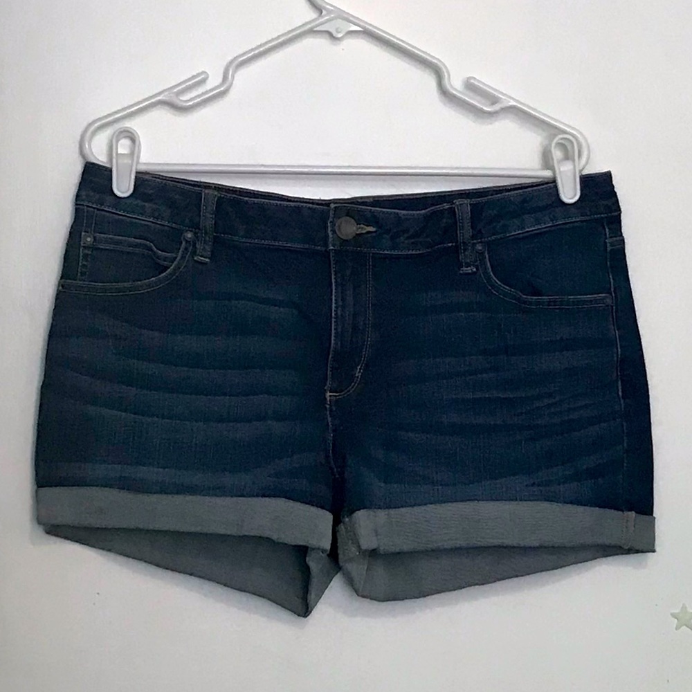 a.n.a. dark wash denim shorts size 12